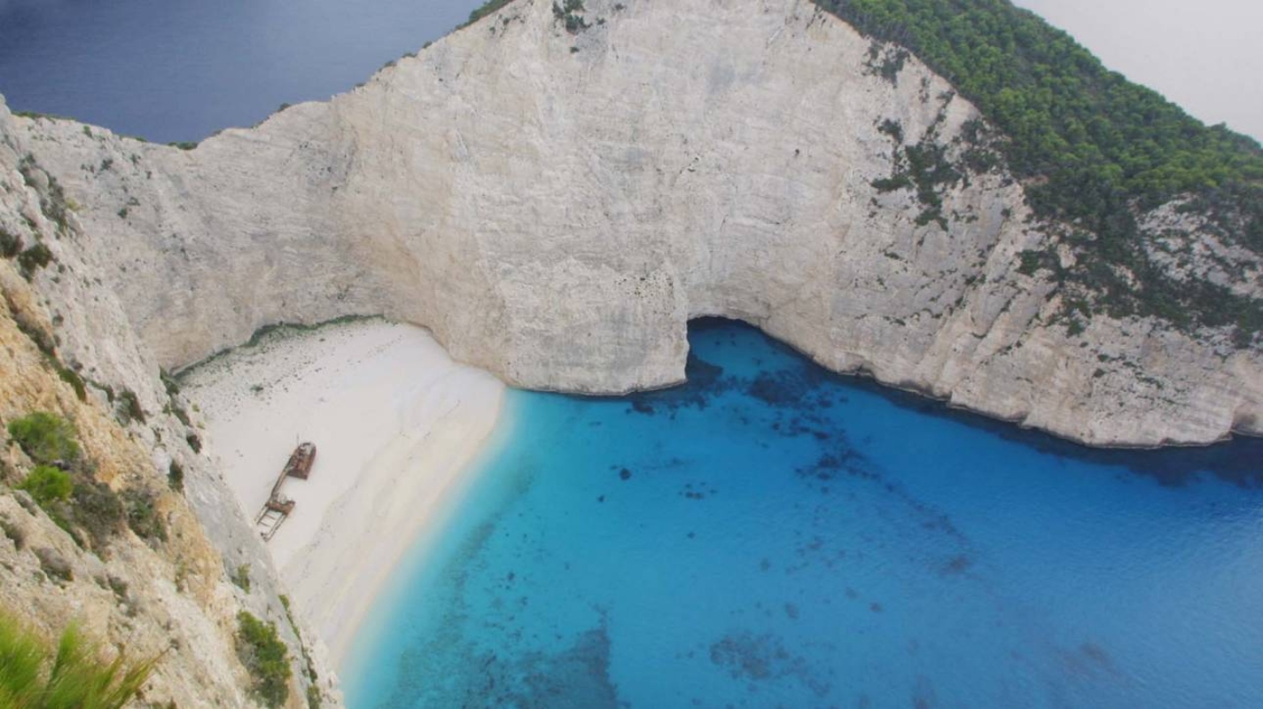 Ναυάγιο Ζακύνθου: Ξανακλείνει η παραλία για λόγους ασφαλείας