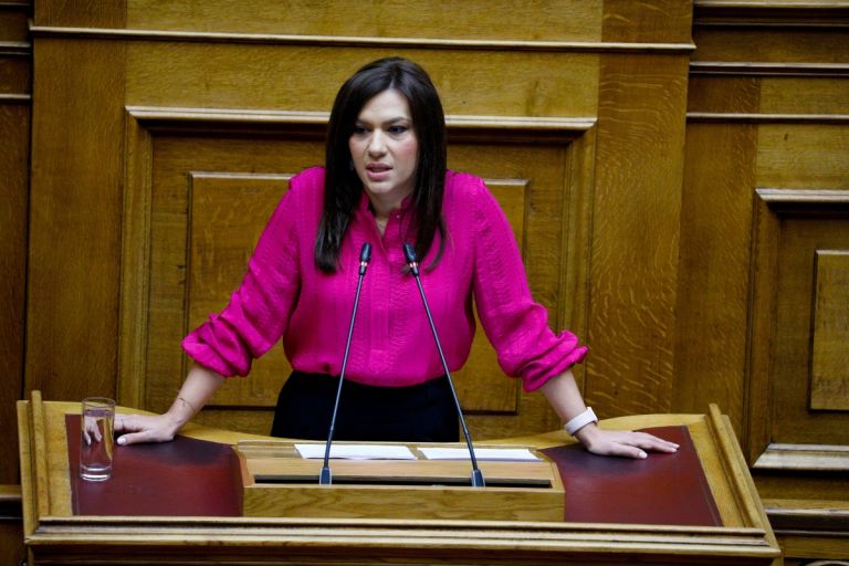 Η βουλευτής Στέλλα Μπίζιου προαναγγέλλει μήνυση