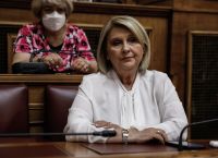 Βούλτεψη: Μιλούν αυτοί που άφησαν απροστάτευτα ανήλικα σε ζούγκλες και φαβέλες