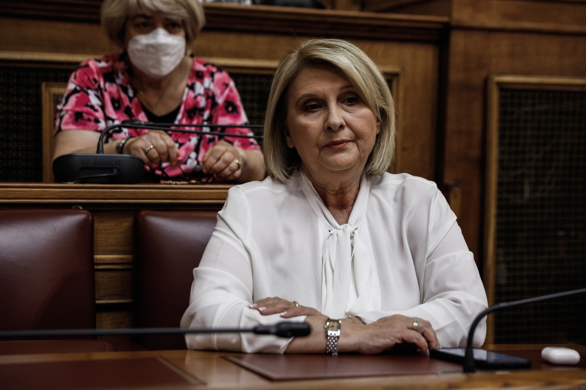 Βούλτεψη: Μιλούν αυτοί που άφησαν απροστάτευτα ανήλικα σε ζούγκλες και φαβέλες