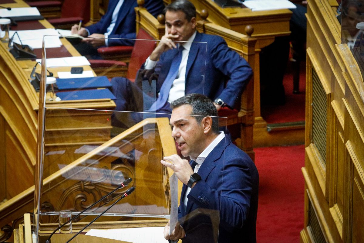 Τραγωδία Τέμπη: Έρχεται σκληρή Κριτική από την αντιπολίτευση – Οι σκέψεις Μητσοτάκη για τις εκλογές