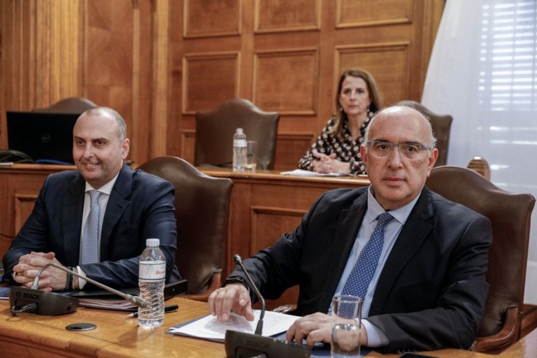Μητσοτάκης: Έδωσε αρμοδιότητες του υπουργείου Μεταφορών σε Καραγιάννη και Παπαδόπουλο