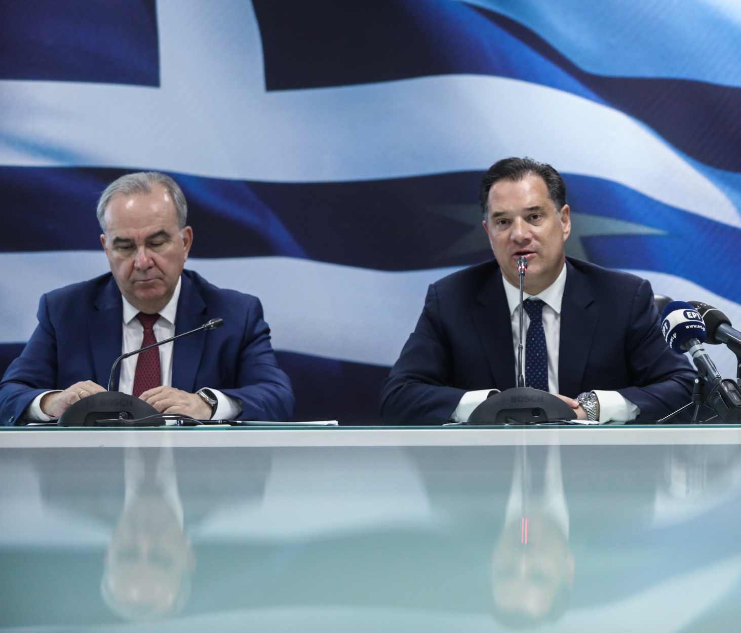 Επίσκεψη Α. Γεωργιαδη & Ν. Παπαθαναση στα Ναυπηγεία Ελευσίνας