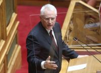 Ραγκούσης: Νοικιάζω τη βίλα στην Πάρο για την… αξιοπρέπεια των παιδιών μου (!)