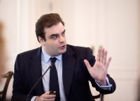 Πιερρακάκης: Η απάντηση στην οργή δεν είναι η ισοπέδωση αλλά η οικοδόμηση