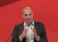 Βαρουφάκης μετά τον ξυλοδαρμό του: Ο τραυματισμός μου να εξιχνιαστεί από την Δικαιοσύνη
