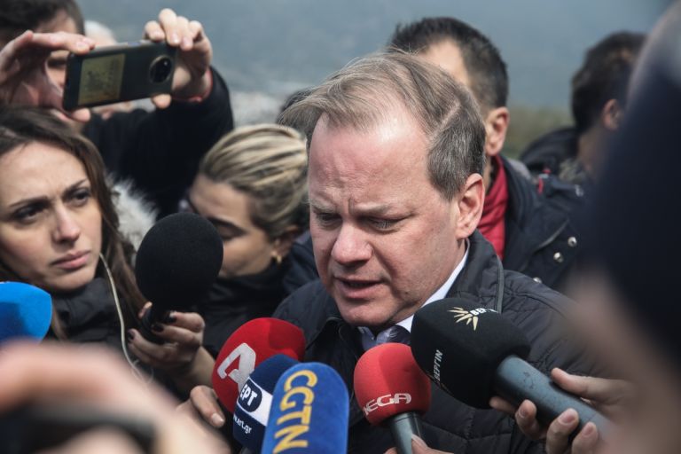 Infrastructure & Transport Minister Karamanlis resigns over Tempi fatal train crash