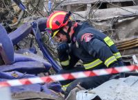 Τέμπη: Στους 55 οι ταυτοποιημένοι νεκροί -Μητέρα ψάχνει την κόρη της