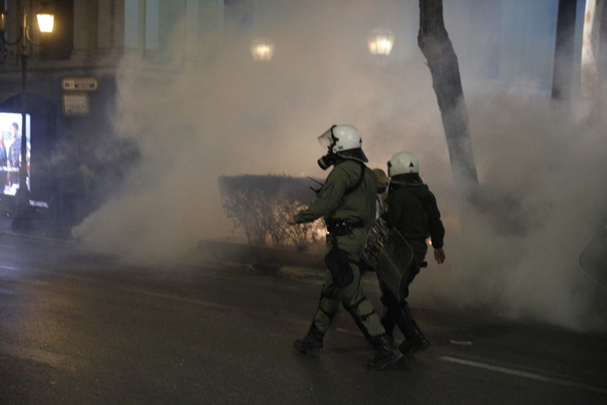 Επεισόδια στο Σύνταγμα και έξω από τα γραφεία της Hellenic Train