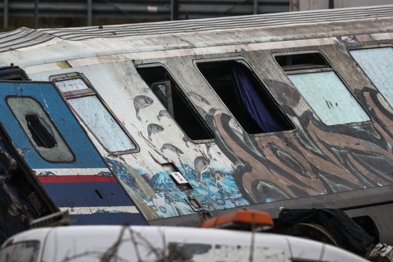 Λάρισα: Τρεις σταθμάρχες θα έπρεπε να εργάζονται την ώρα που γύρισε το μοιραίο κλειδί [vid]