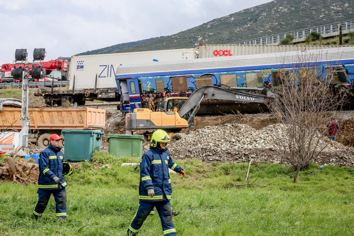 Στενεύει ο κλοιός γύρω από τον σταθμάρχη Λάρισας