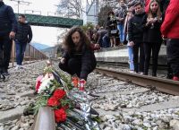 Τέμπη: Γιατί το «βαγόνι 2» έγινε μαζικός τάφος – Η εξήγηση που δίνει μητέρα παιδιού που επέζησε