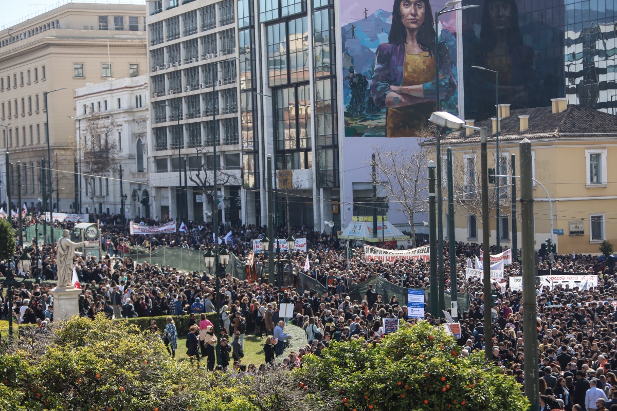 Απεργία αύριο: Ποιοι κλάδοι απεργούν, πώς θα κινηθούν τα μέσα μεταφοράς
