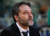 Σερέλης για Μπέικον: “Η ομάδα πάνω από όλους”