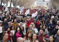 Τέμπη: 15.000 άτομα διαδήλωσαν στο Σύνταγμα