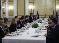 PM Mitsotakis meets Cyprus President Christodoulides