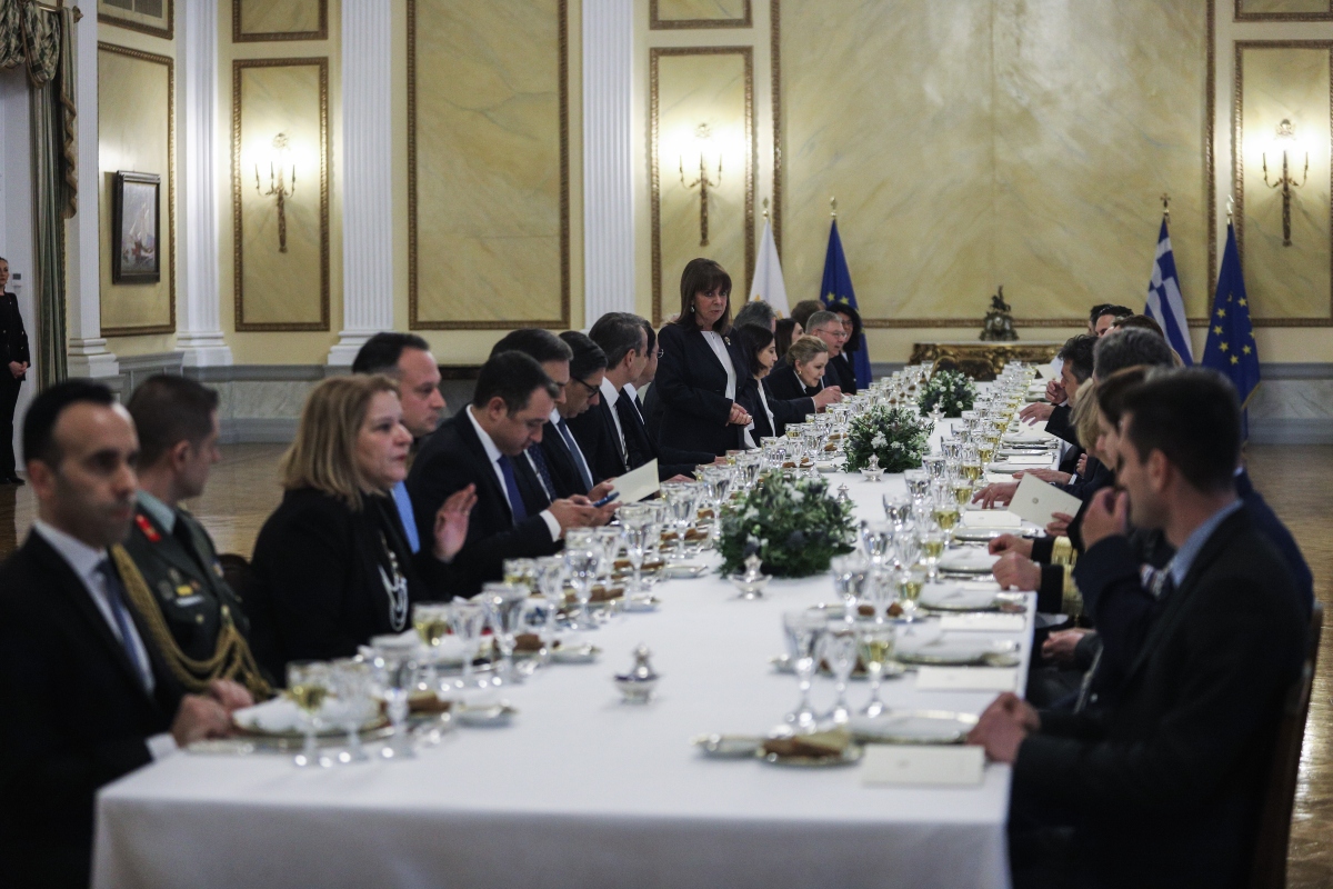 PM Mitsotakis meets Cyprus President Christodoulides