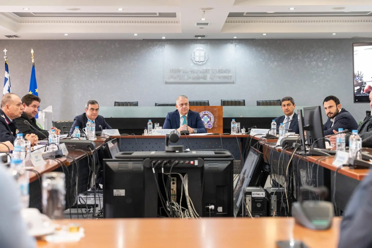 «Να αναλάβουν όλοι την ευθύνη τους για την ασφάλεια στα γήπεδα»