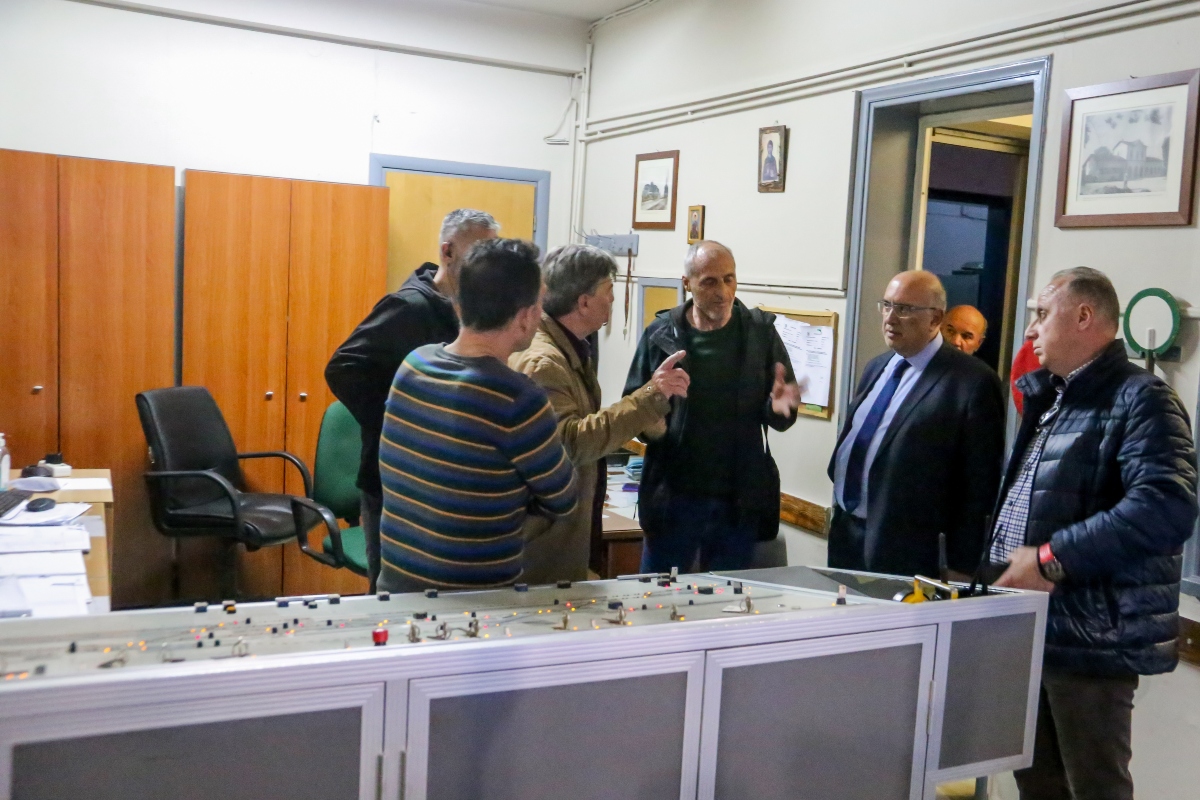 Λάρισα: Το σύστημα τηλεδιοίκησης λειτουργεί, λέει ο υφυπουργός Μεταφορών