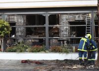 Νέα Σμύρνη: Εικόνες απόλυτης καταστροφής στο εστιατόριο- Το Τμήμα Δίωξης Εκβιαστών αναλαμβάνει τις έρευνες Νέα Σμύρνη: Εικόνες απόλυτης καταστροφής στο εστιατόριο- Το Τμήμα Δίωξης Εκβιαστών αναλαμβάνει τις έρευνες