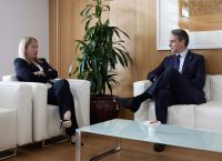 Μητσοτάκης για Μελόνι: Έρχεται πριν από τις εκλογές τον Μάιο για την Hellenic Train