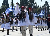 25η Μαρτίου: Μεγαλειώδης η στρατιωτική παρέλαση στην Αθήνα [pics,vid]