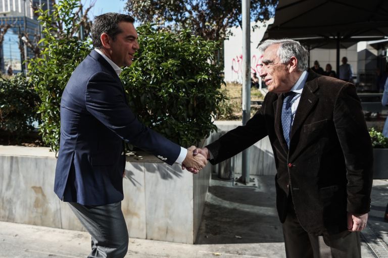 Tsipras calls prime minister to give answers on Seaford’s wiretapping