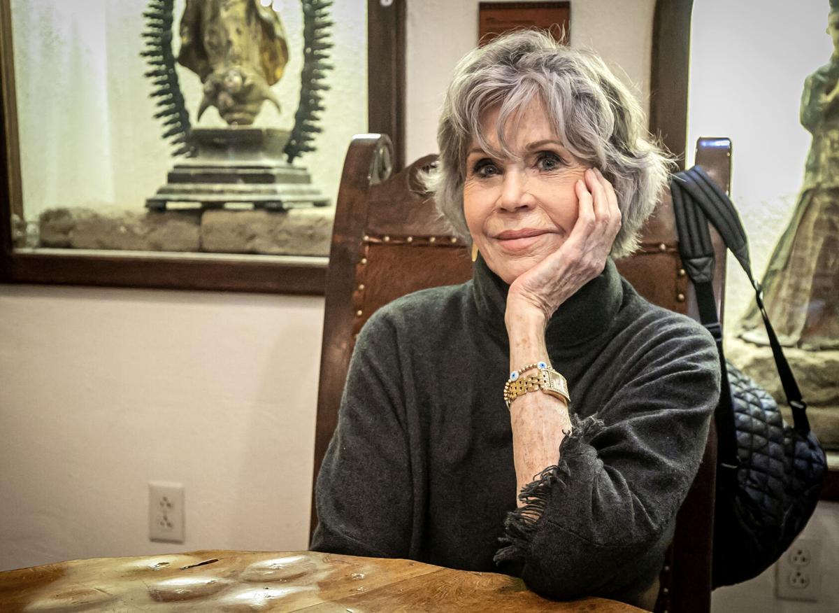 Jane Fonda: “Η Jennifer Lopez ακόμα δεν μου έχει ζητήσει συγγνώμη”