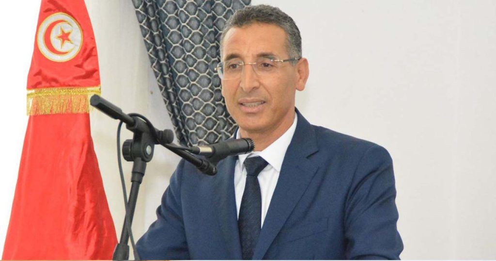 Τυνησία: Υπέβαλε την παραίτησή του για να αφοσιωθεί στα παιδιά του μετά τον θάνατο της συζύγου του