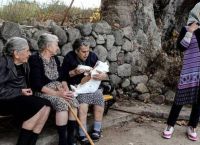 Λέσβος: Έφυγε από τη ζωή η Αμαλία Καμβύση, η τελευταία από τις «γιαγιάδες της Συκαμνιάς»