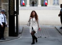 Τολμηρή υπουργός του Μακρόν θα γίνει εξώφυλλο στο Playboy