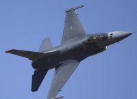 Η Αμερική αξιολογεί Ουκρανούς πιλότους για να τους εκπαιδεύσει στα F – 16