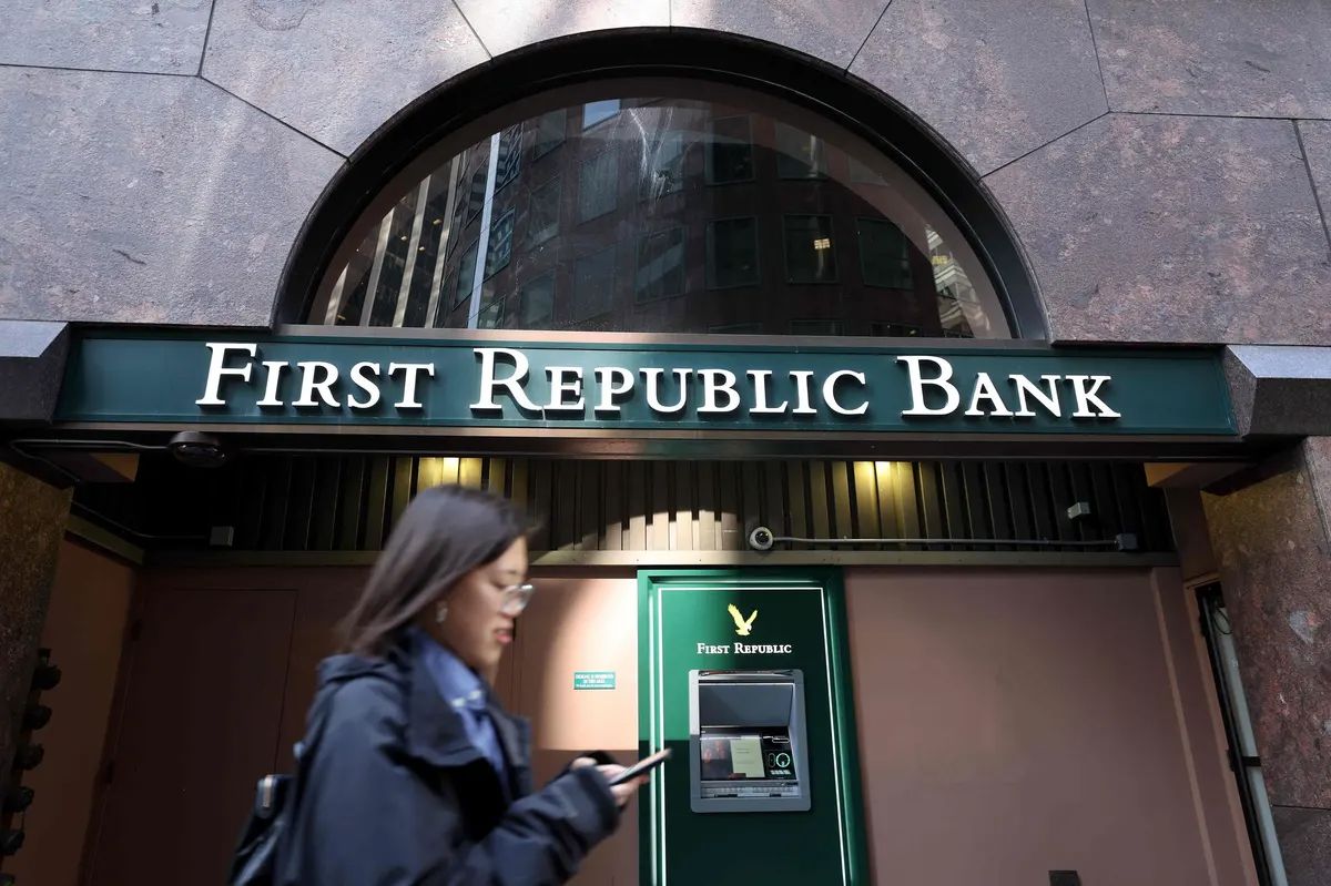 ΗΠΑ: Τράπεζες σπεύδουν για τη διάσωση της First Republic