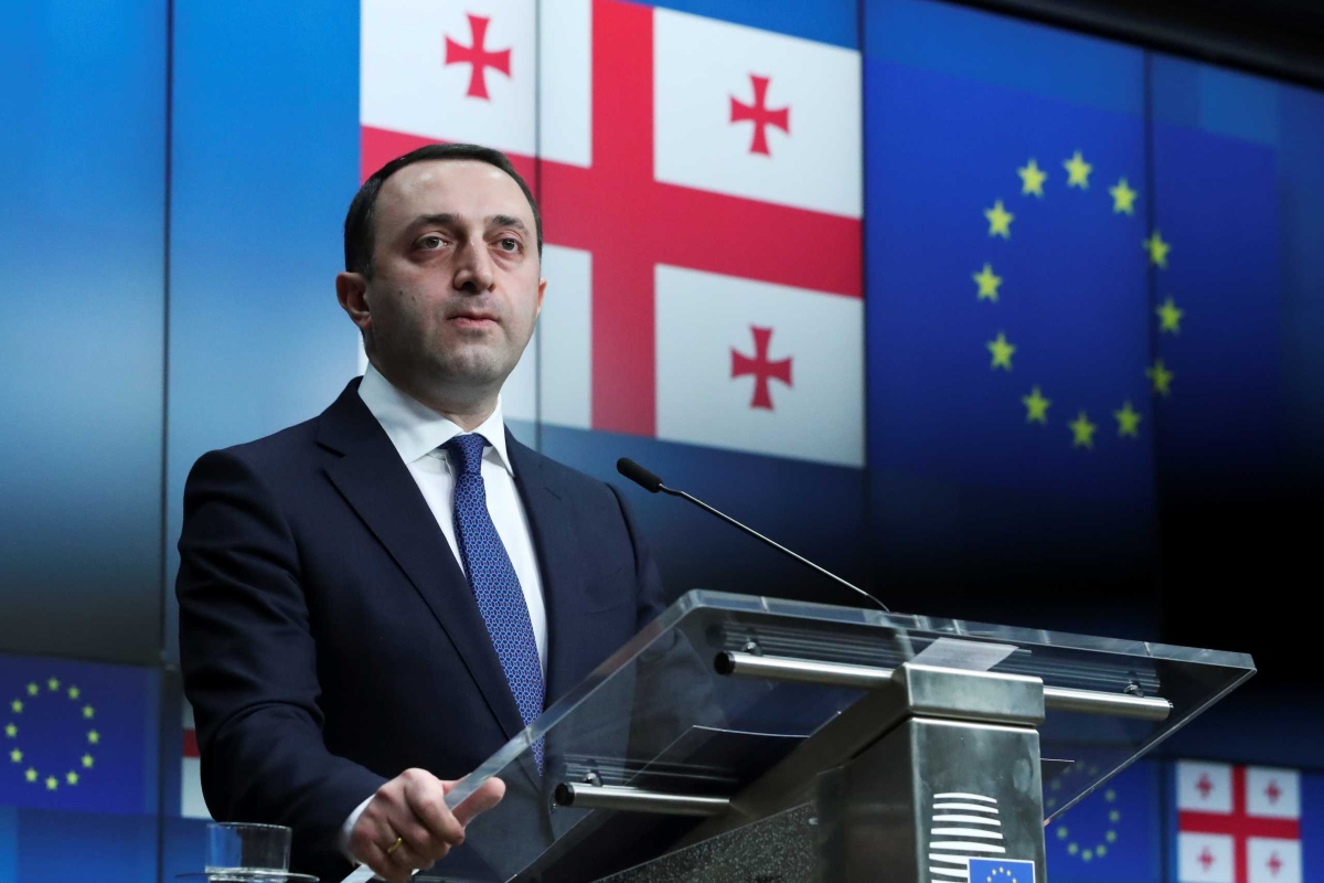 Η κυβέρνηση της Γεωργίας εγκαταλείπει νομοσχέδιο τύπου Πούτιν που προκάλεσε τεράστιες διαμαρτυρίες