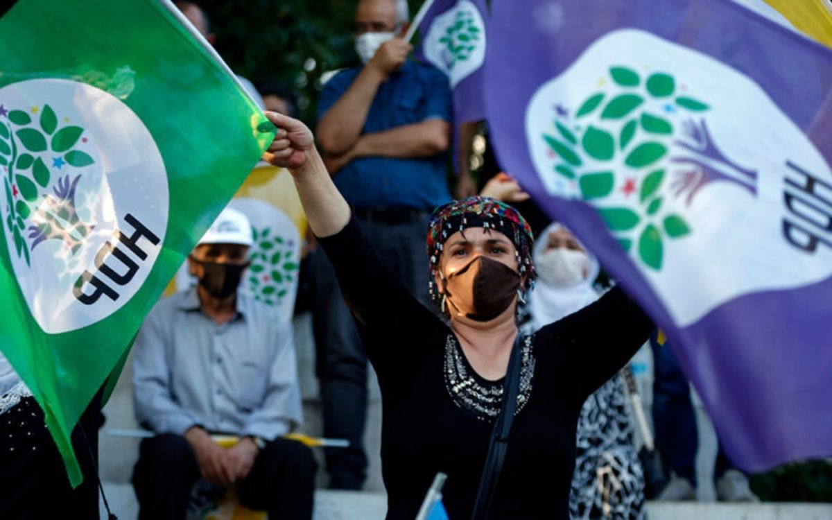 Δεν κατεβαίνει στις τουρκικές εκλογές το φιλοκουρδικό κόμμα HDP
