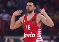 Ολυμπιακός: Ο Κώστας Παπανικολάου έγραψε ιστορία στη Basket League