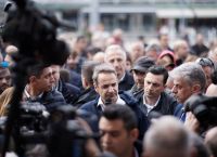 WSJ: Ο Μητσοτάκης επεκτείνει τον μεταναστευτικό φράχτη