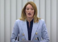 Μέτσολα για Τέμπη: Η ΕΕ είναι έτοιμη να βοηθήσει όπως απαιτείται