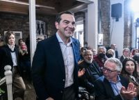 Τσίπρας: «Ο Μητσοτάκης περιγράφει αυτό που λέμε κυβερνήσεις-κουρελού»