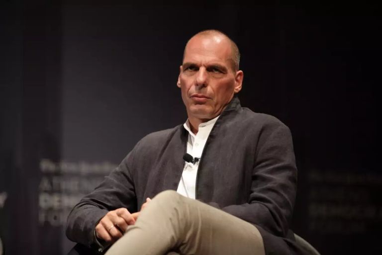 MeRA25 leader Varoufakis says “hired thugs” attacked him