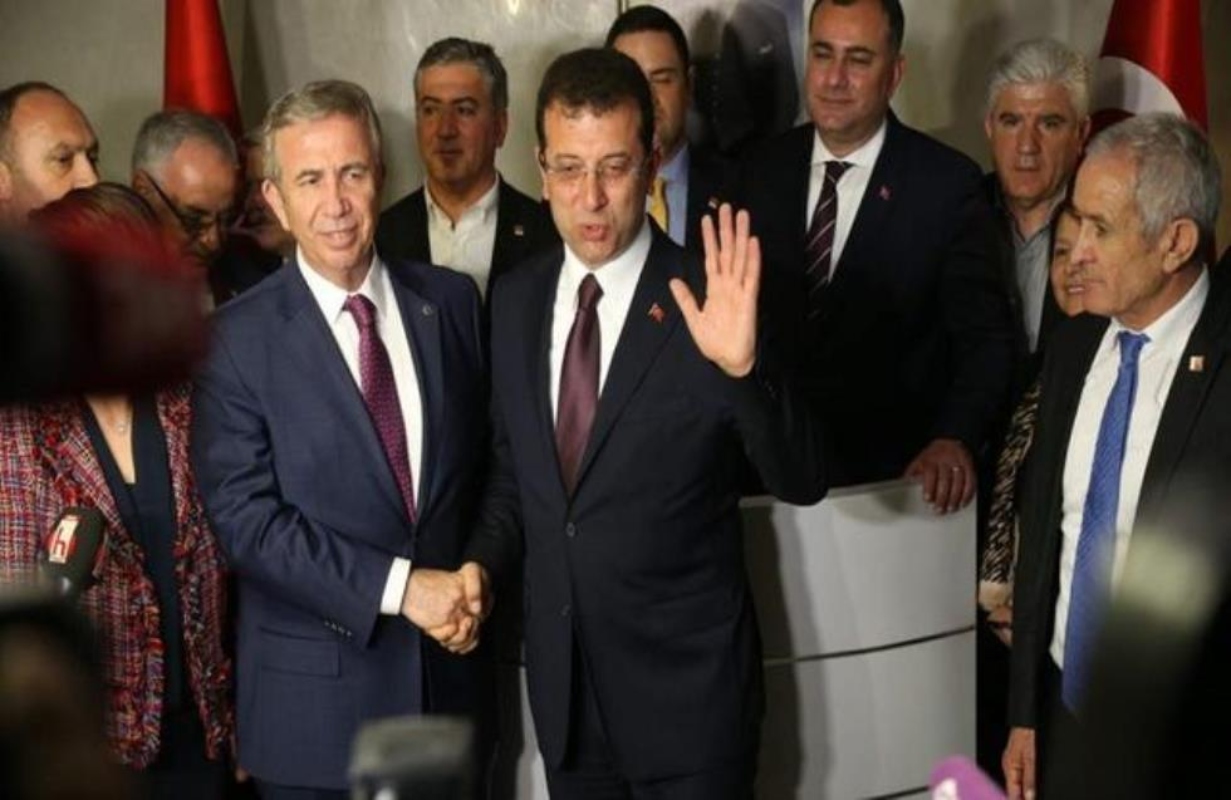 Ιμάμογλου και Γιαβάς στηρίζουν Κιλιτσντάρογλου