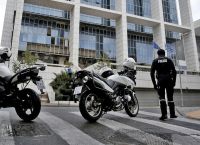 Τέσσερις συλλήψεις χούλιγκαν για την επίθεση με μαχαίρι στο Εφετείο Τέσσερις συλλήψεις χούλιγκαν για την επίθεση με μαχαίρι στο Εφετείο