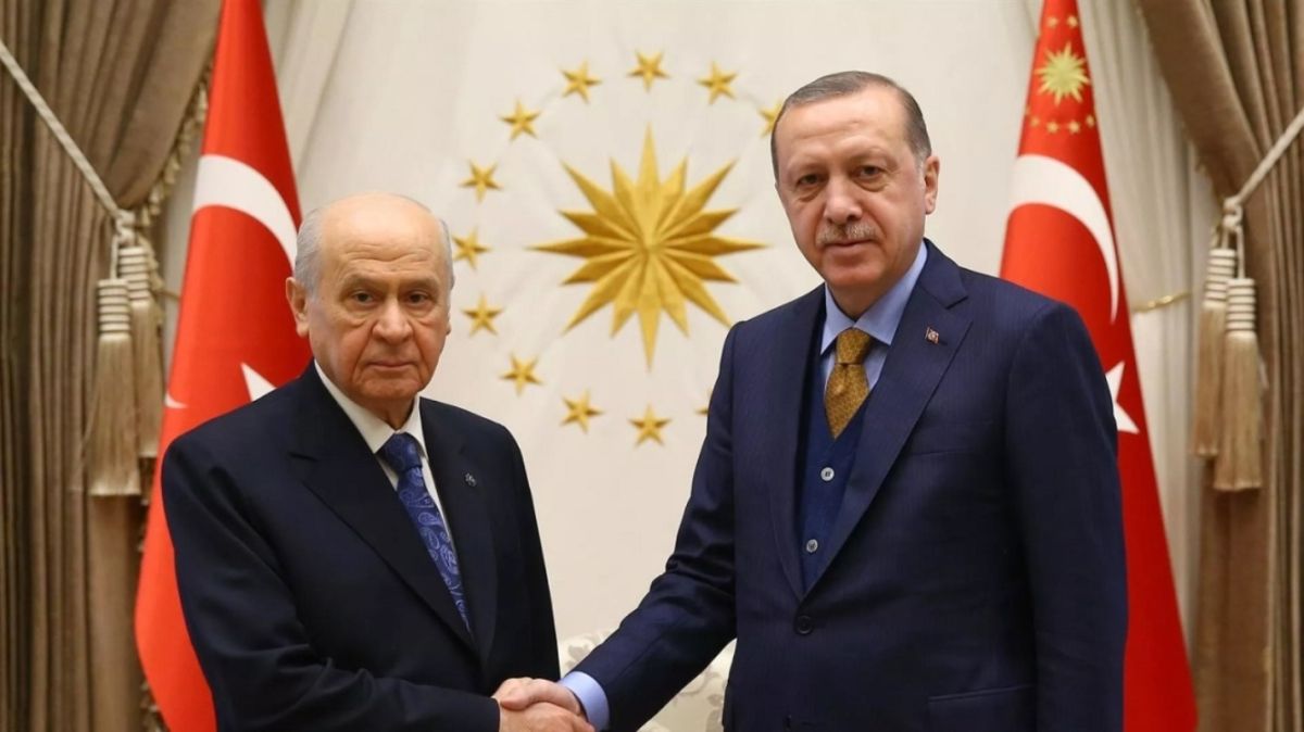 Εκλογές στην Τουρκία: Απειλές Μπαχτσελί στην αντιπολίτευση – Τι “βλέπουν” οι δημοσκοπήσεις