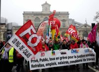 Γαλλία: Νέες απεργίες κατά του συνταξιοδοτικού