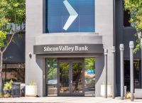The Wall Street Journal: Η Silicon Valley Bank έκλεισε