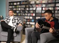 Ο Κώστας Καραφώτης παρουσιάζει το νέο music video για το τραγούδι «Σ’ Αναζητώ»