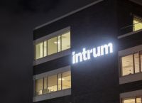Ιntrum: Σημαντικές οι προοπτικές της ελληνικής δευτερογενούς αγοράς δανείων
