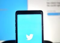 Twitter Blue: Επέκταση σε 20 ακόμη χώρες – Μεταξύ αυτών και η Ελλάδα