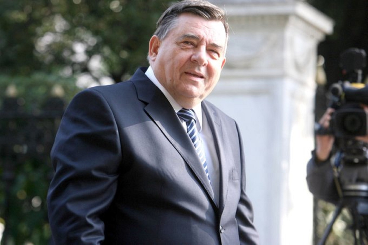 Καρατζαφέρης: Η δήλωση Ανδρουλάκη δείχνει αδυναμία – «Το παιδί είναι άπειρο» [vid]