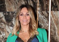«Προξενήτρα» η Έλλη Κοκκίνου: «Έγώ γνώρισα τον γυμναστή (αγόρι Μελίνας) στη Δέσποινα Βανδή»
